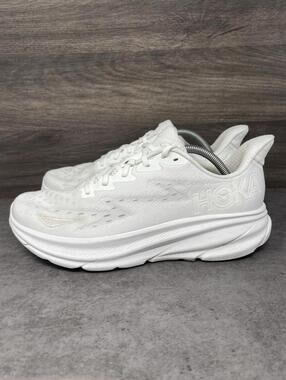 HOKA Clifton 9 Running Shoes Womens Size 11 White Athletic Sneakers One One